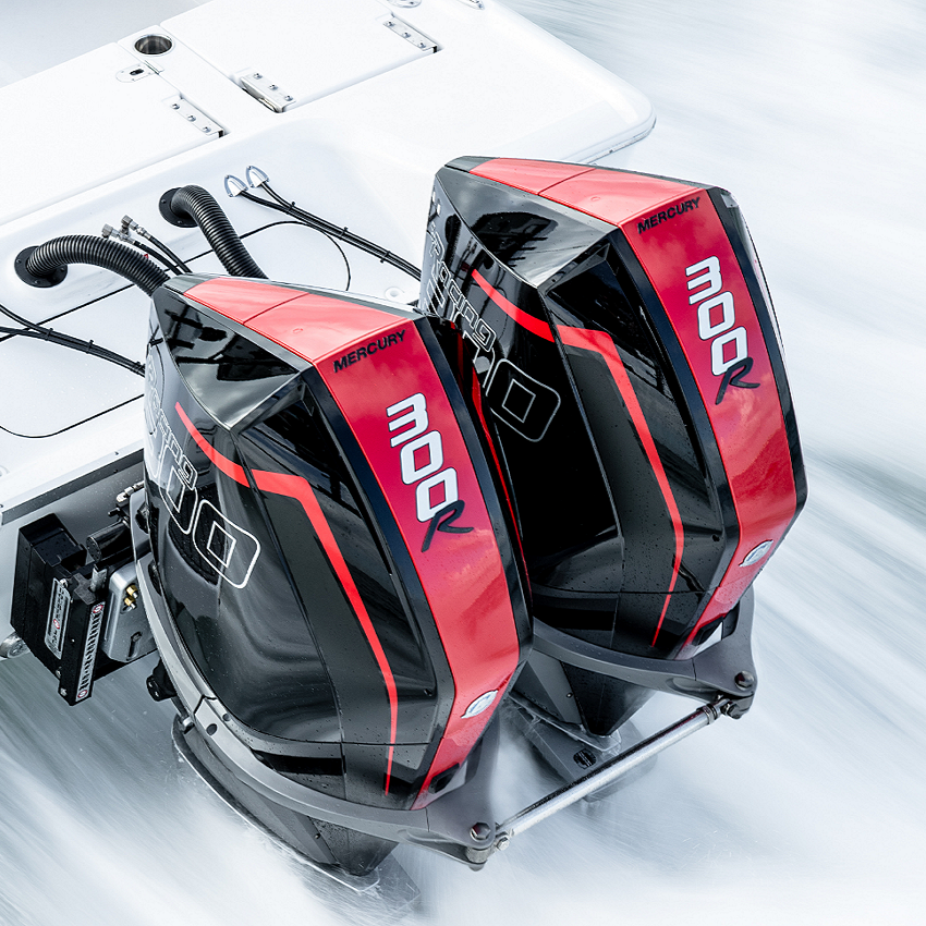 300R Racing Outboard