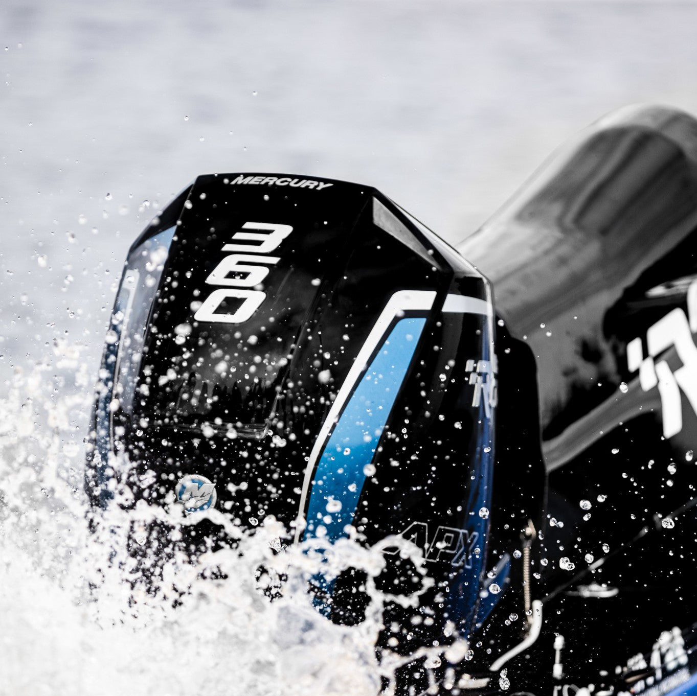 400R Racing Outboard Engine. Marine Works Auckland